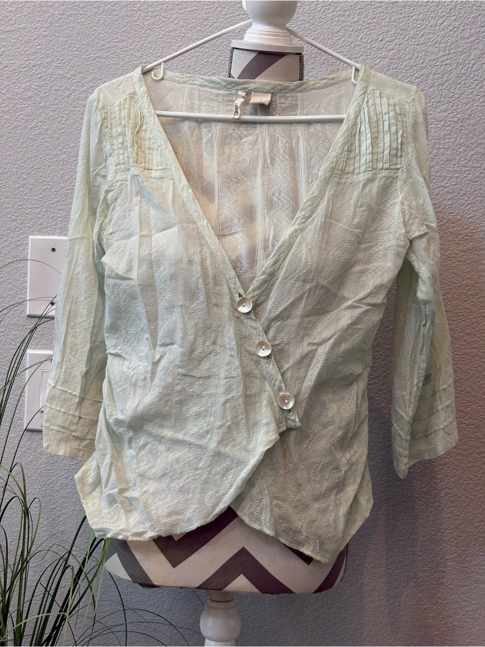 O’Neil Light Green Women’s Wrap Button Top